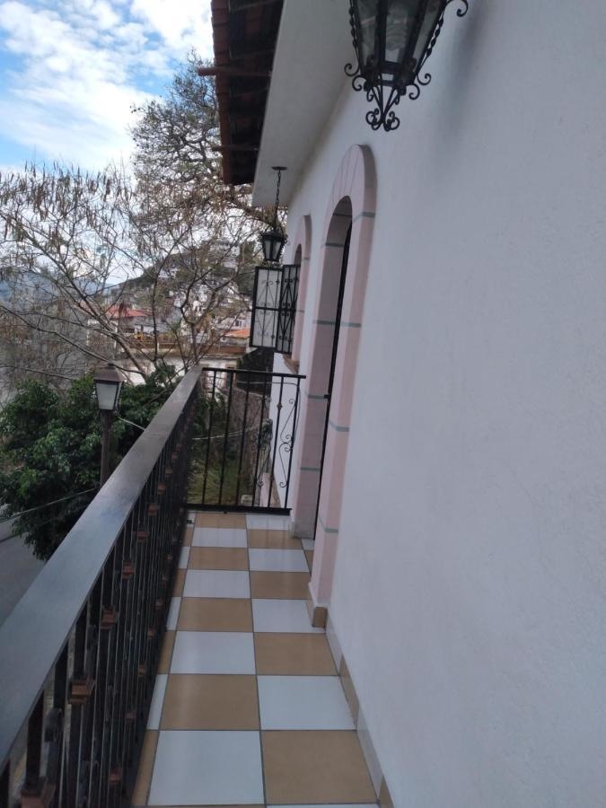 Hotel Las Palomas 태스코 데 알라르콘 외부 사진